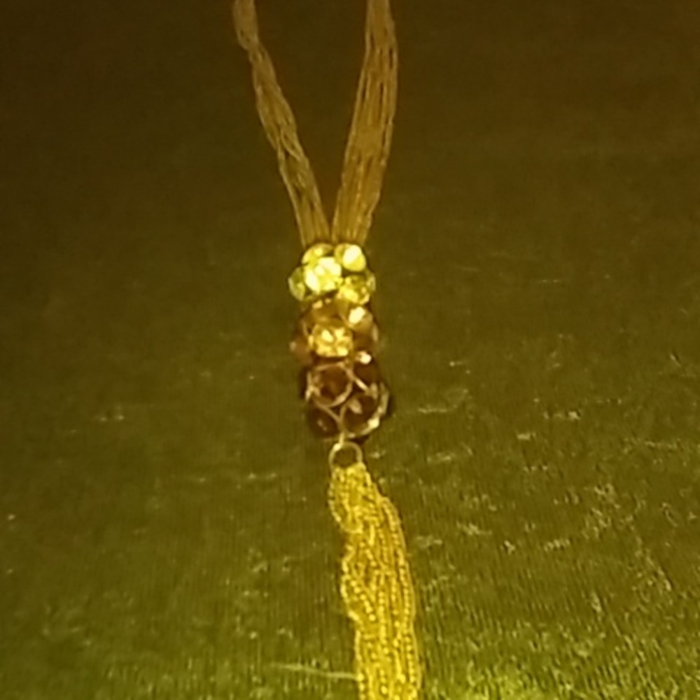 Vintage Necklace. Beautiful, unique and elegant.